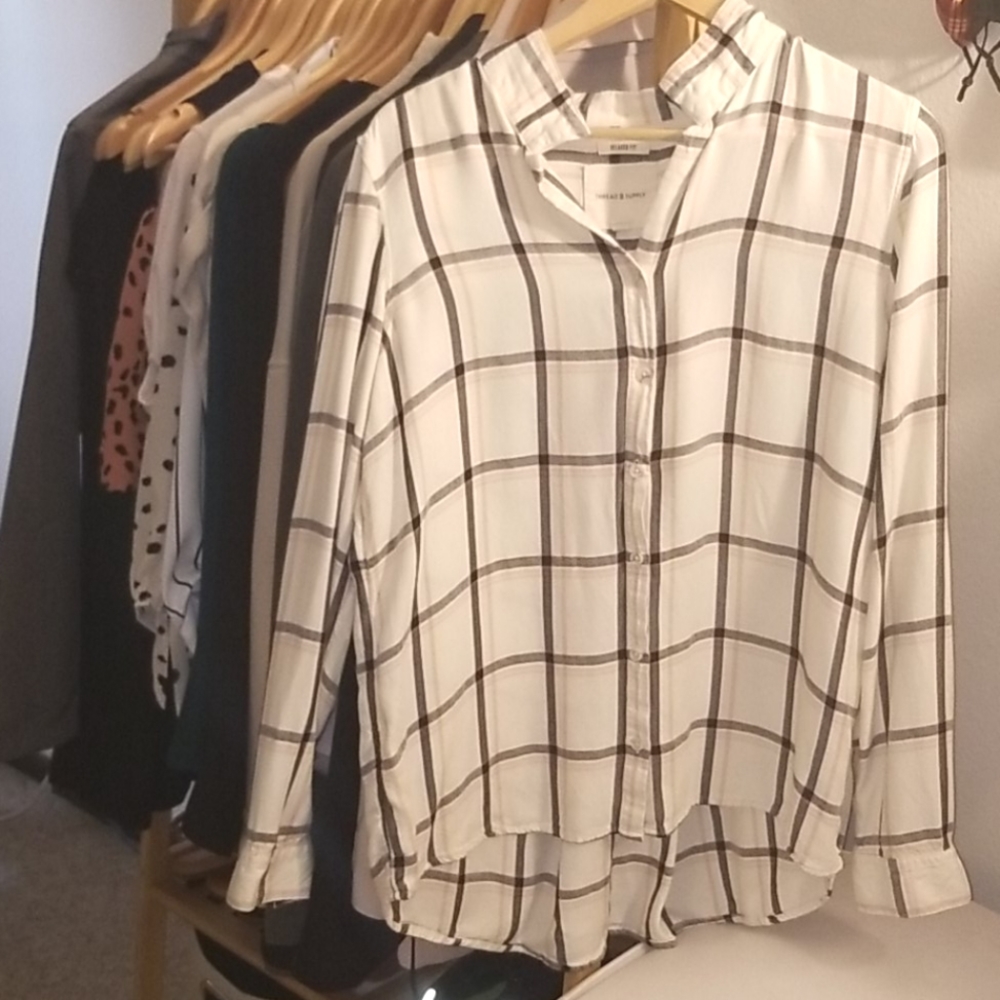 Lightweight Button Up Top